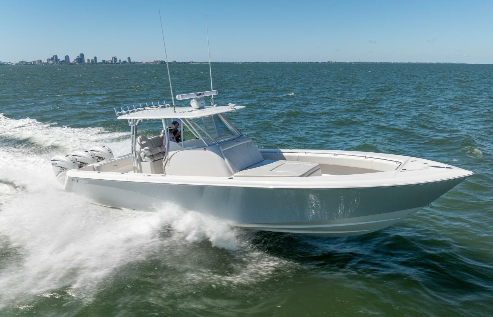 2021 Contender 39 FA