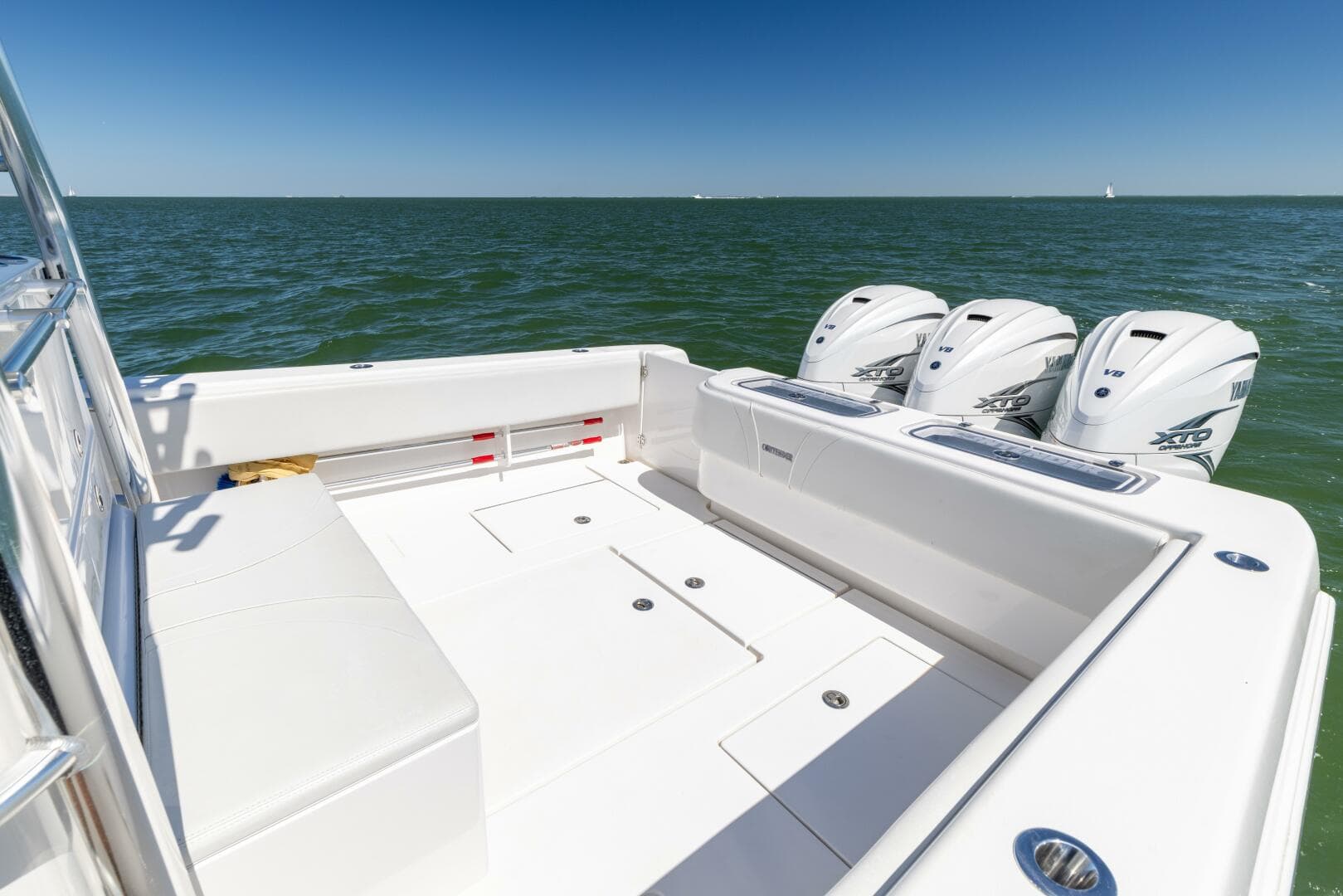 2021 Contender 39 FA