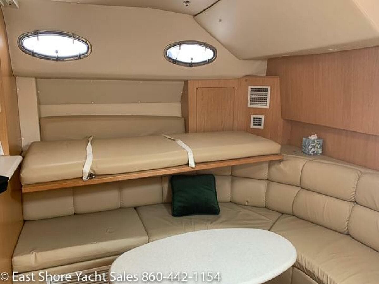 2003 Tiara Yachts 4000 Express