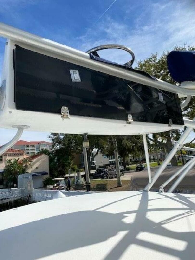 2000 Cabo 35 Express