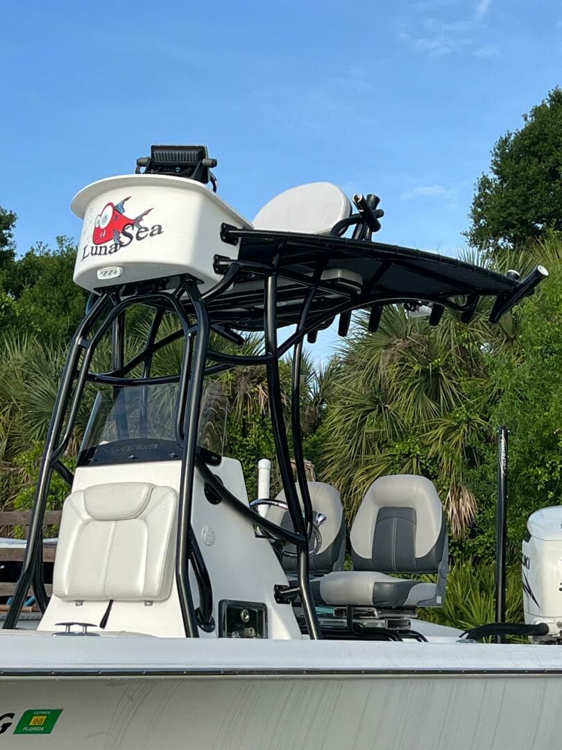 2016 Blue Wave 2400 Pure Bay