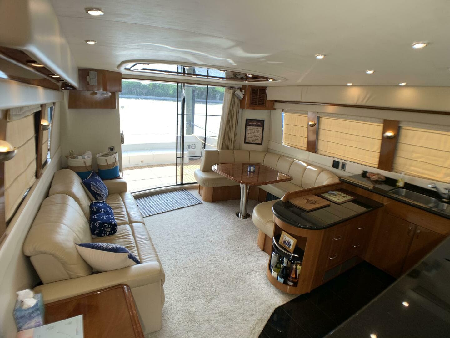 2006 Carver 56 Voyager