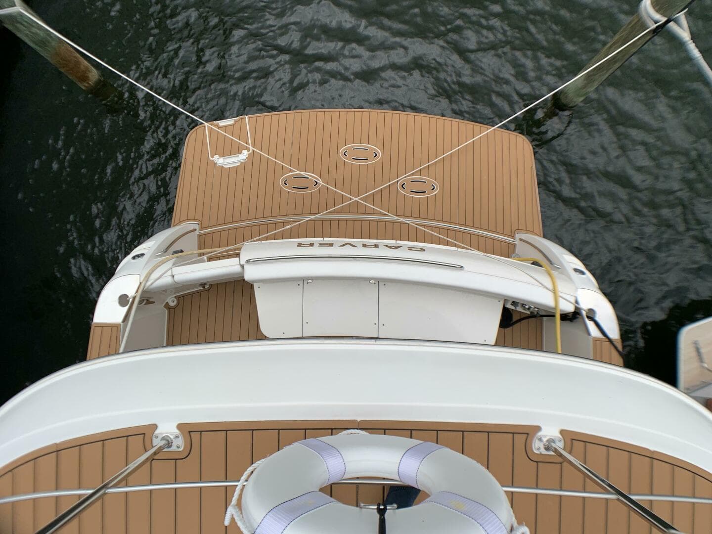 2006 Carver 56 Voyager