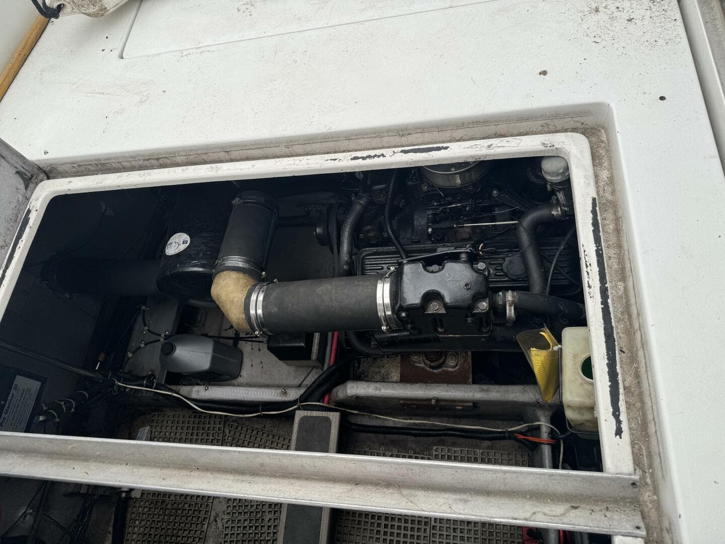 1990 Carver Mariner 3297