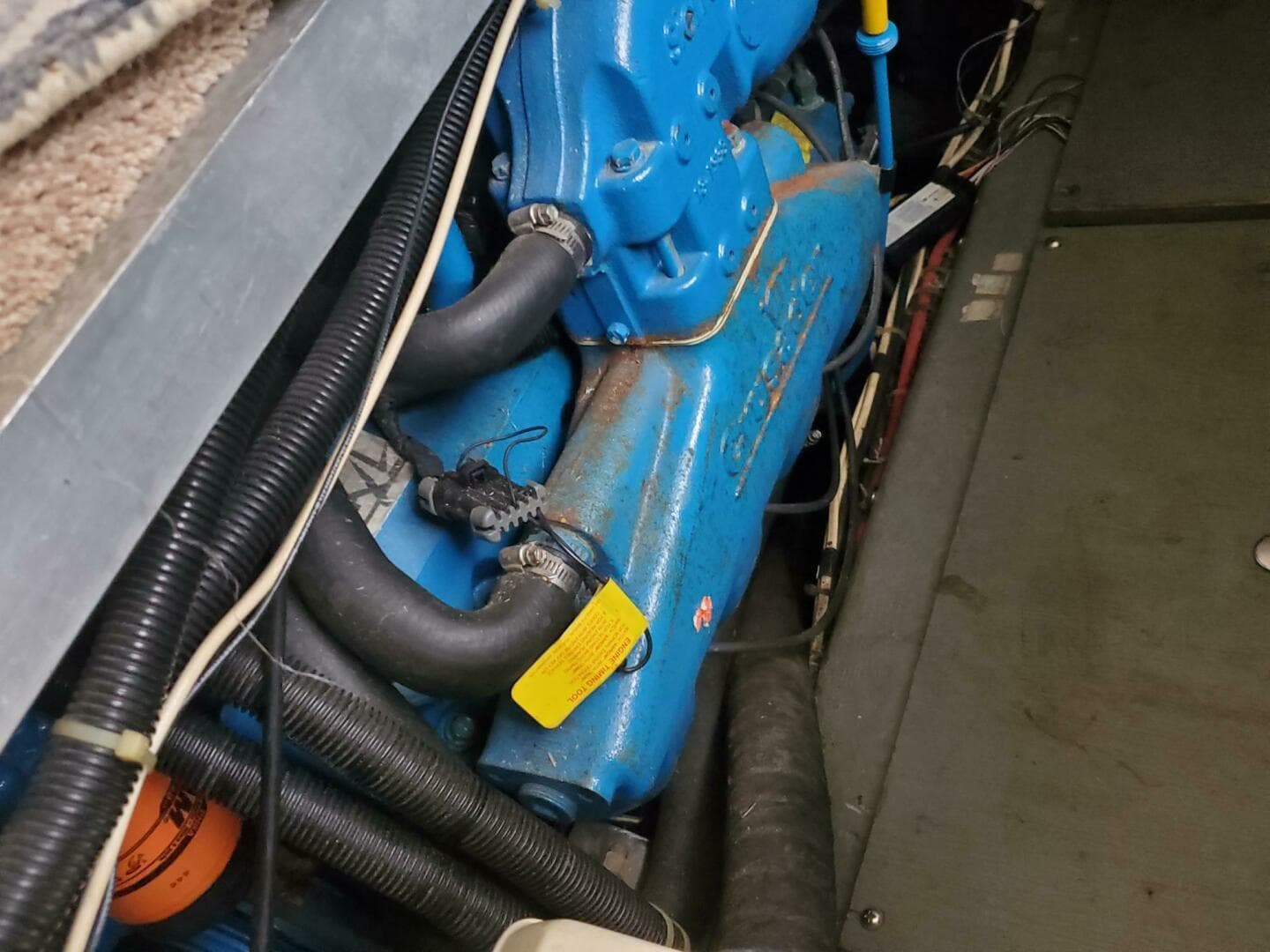 1996 Carver 355