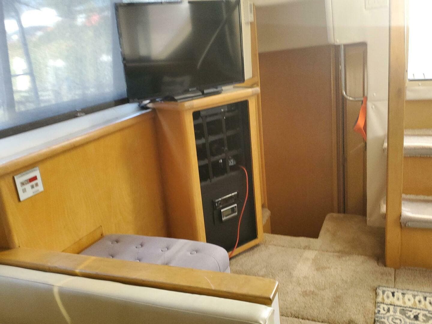 1996 Carver 355
