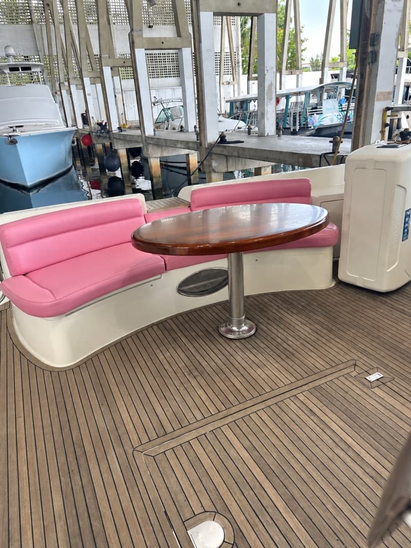 2004 Azimut 62