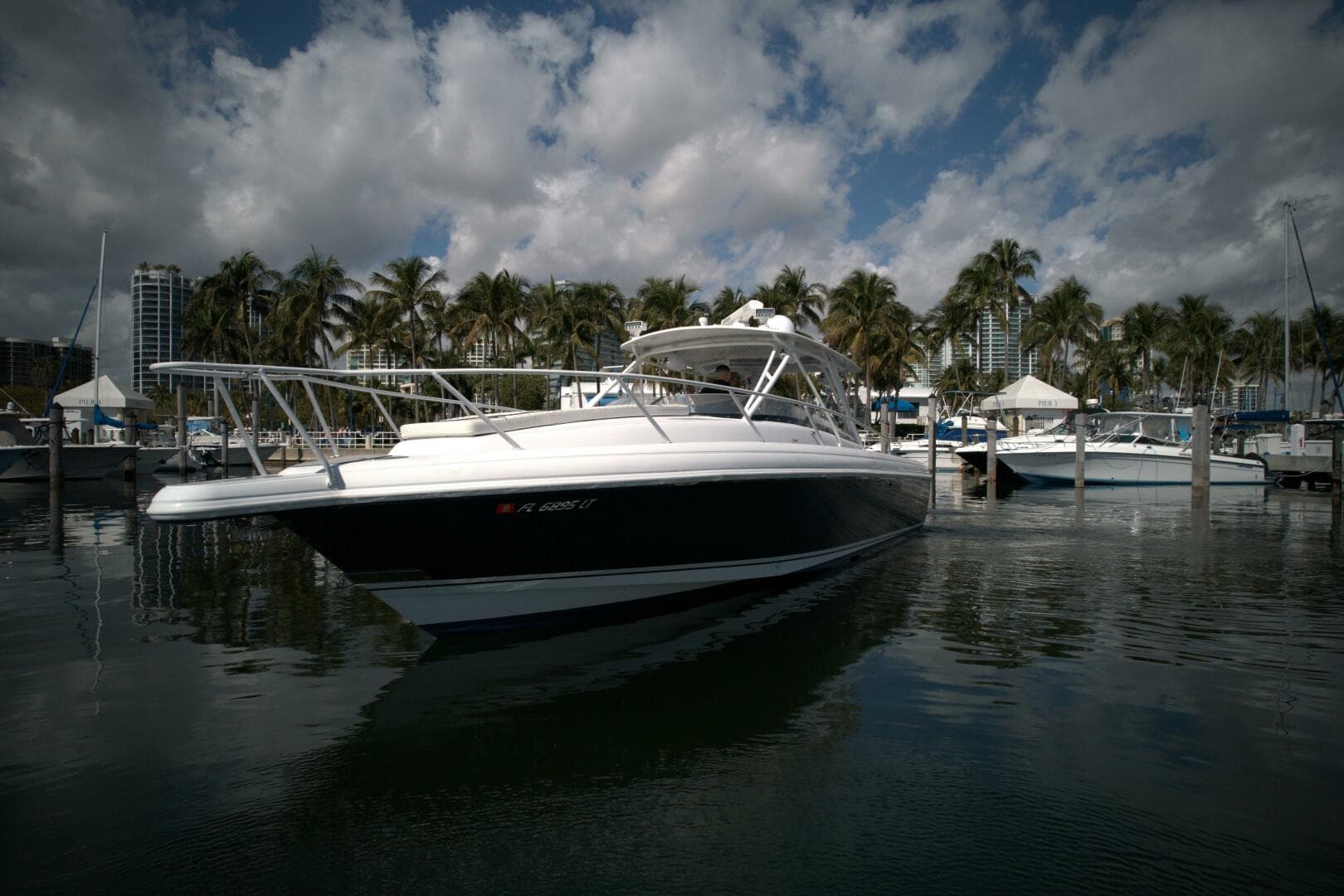 2002 Intrepid 377 Walkaround Cuddy