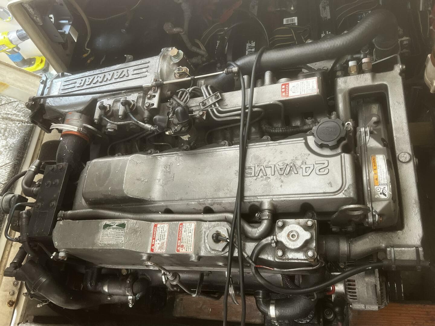 LITTLE EVA_2000 Yanmar 6LP STE