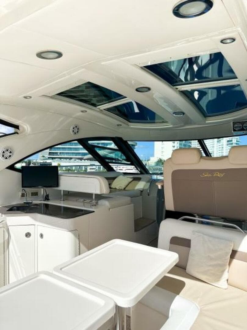 2013 Sea Ray Sundancer