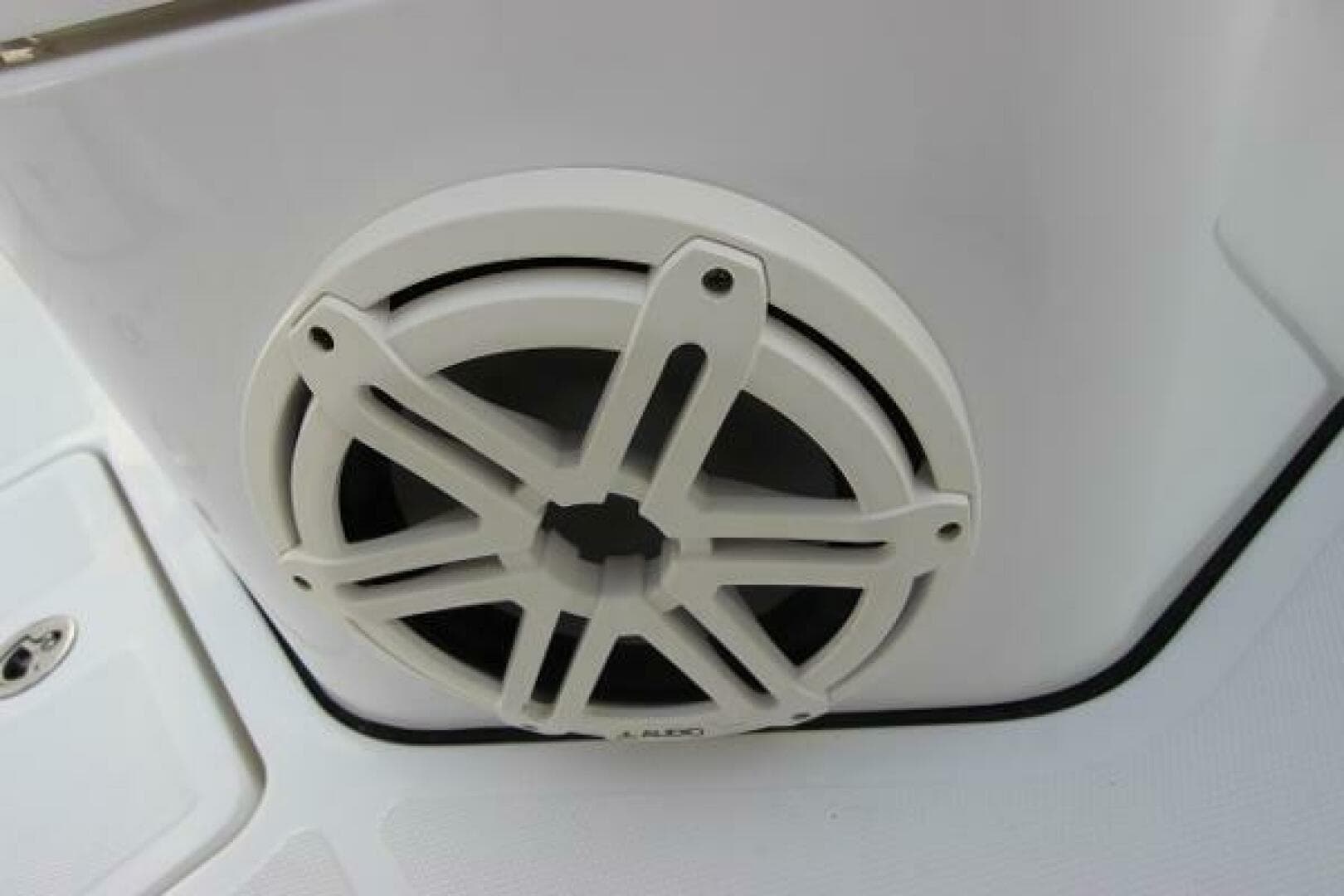 2020 Wellcraft 302 Fisherman