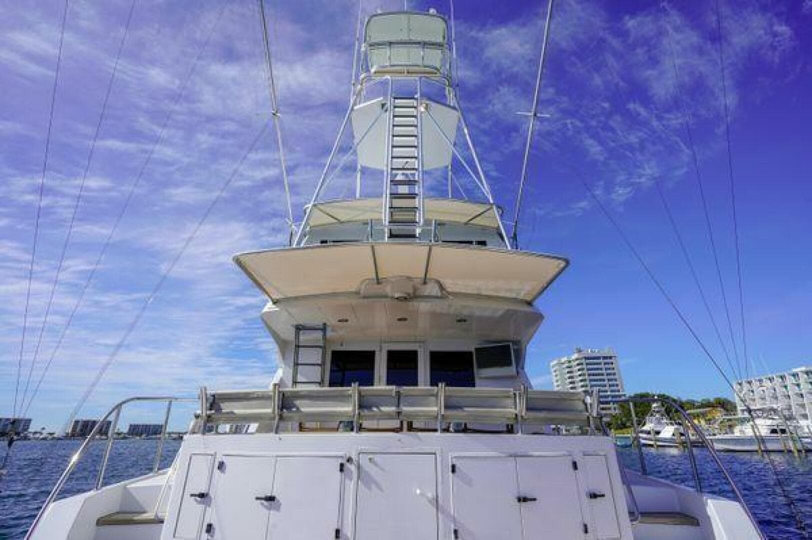 1997 Hatteras 90