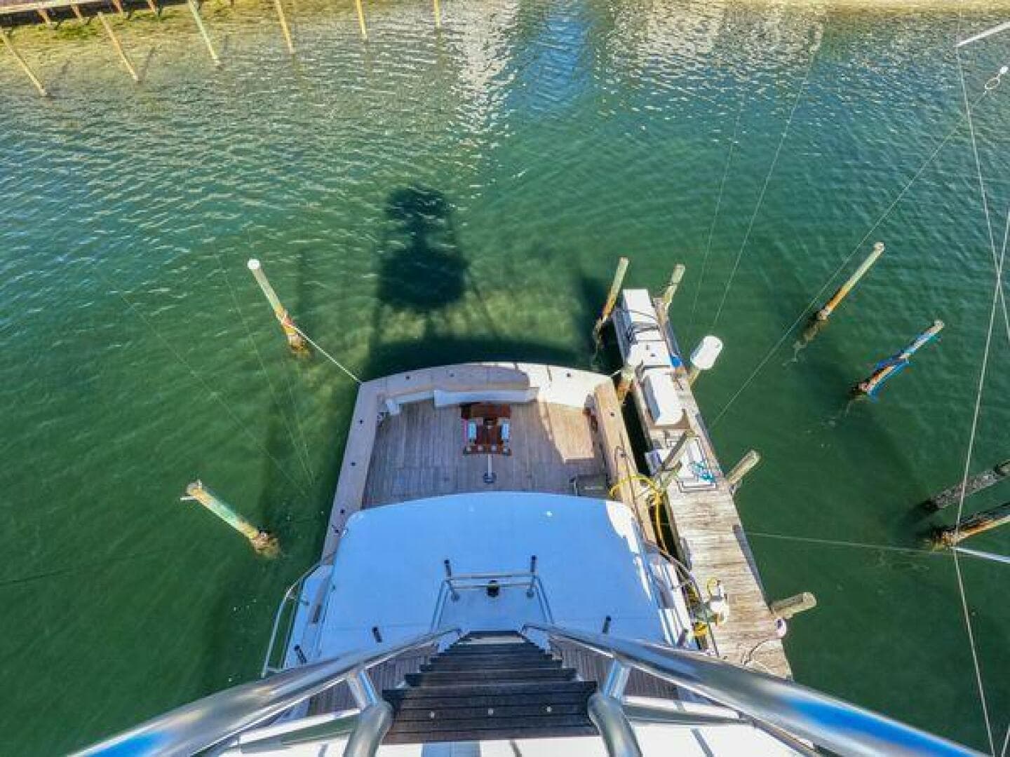 1997 Hatteras 90