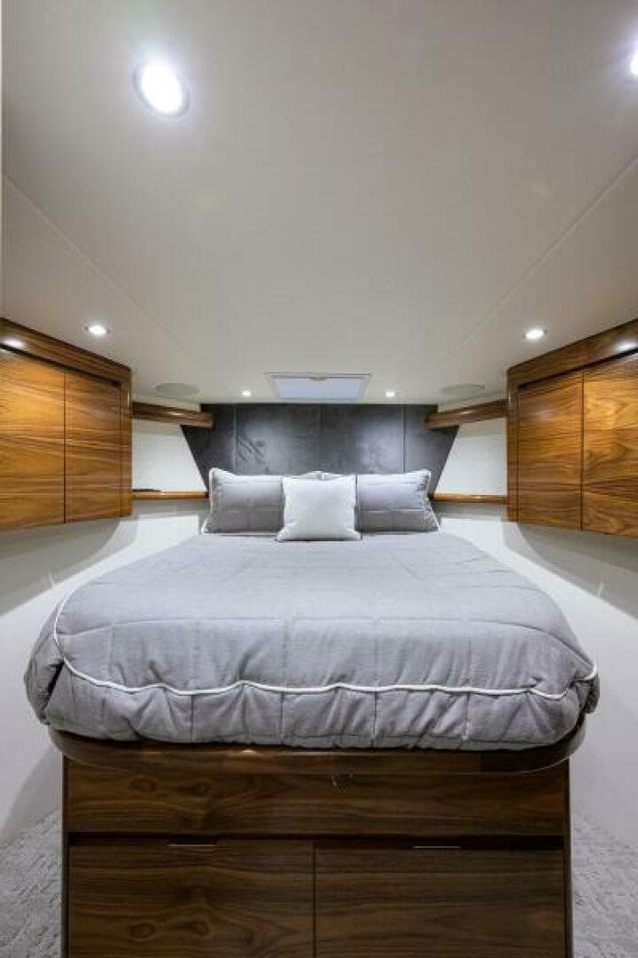 Viking 54 - TROUBLE FREE - Forward Stateroom