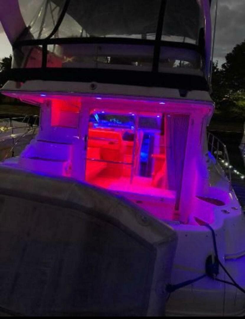 2001 Sea Ray 400 Sedan Bridge