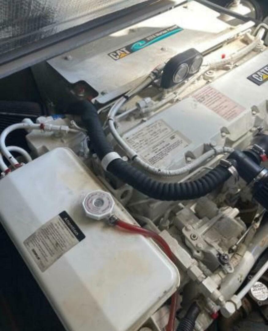 2001 Sea Ray 400 Sedan Bridge