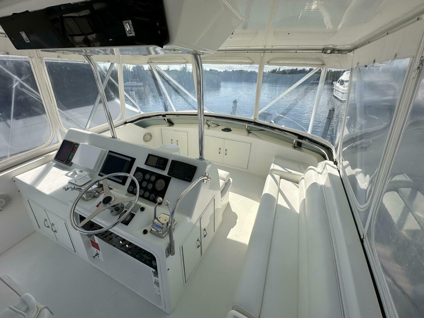 1992 Hatteras 50 Convertible