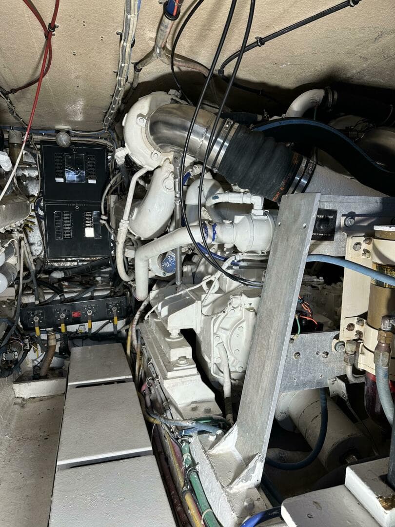 1992 Hatteras 50 Convertible