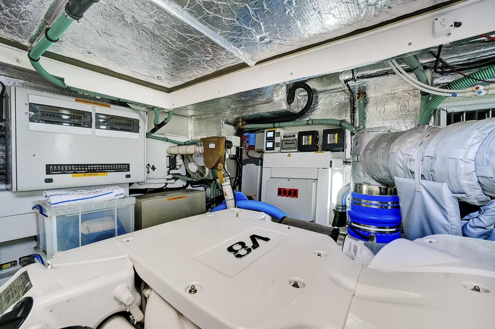 2017 Sunseeker 68 Sport Yacht