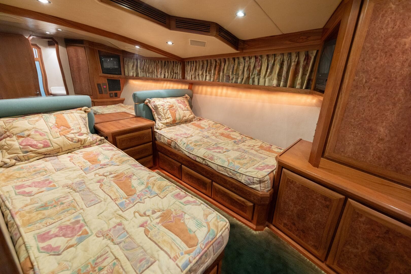1998 Miller Marine 60' Convertible CAT'N'AROUND-Master SR