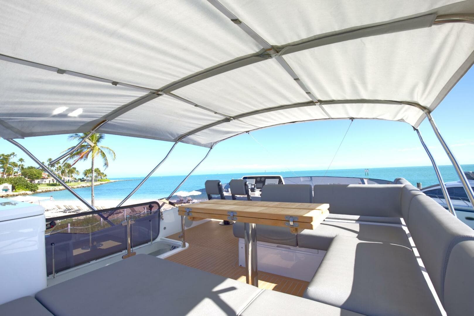 2023 Sunseeker Sport Yacht