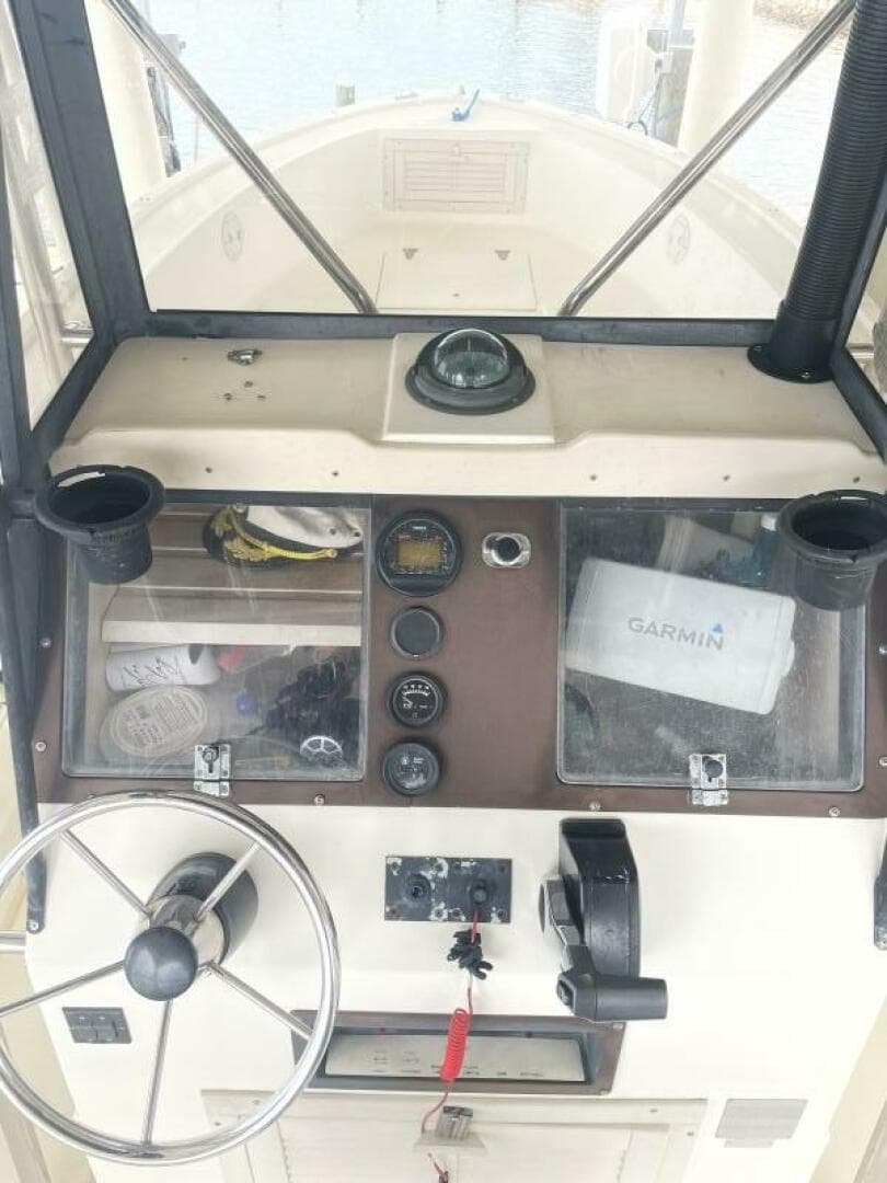 1992 Mako 221 CC