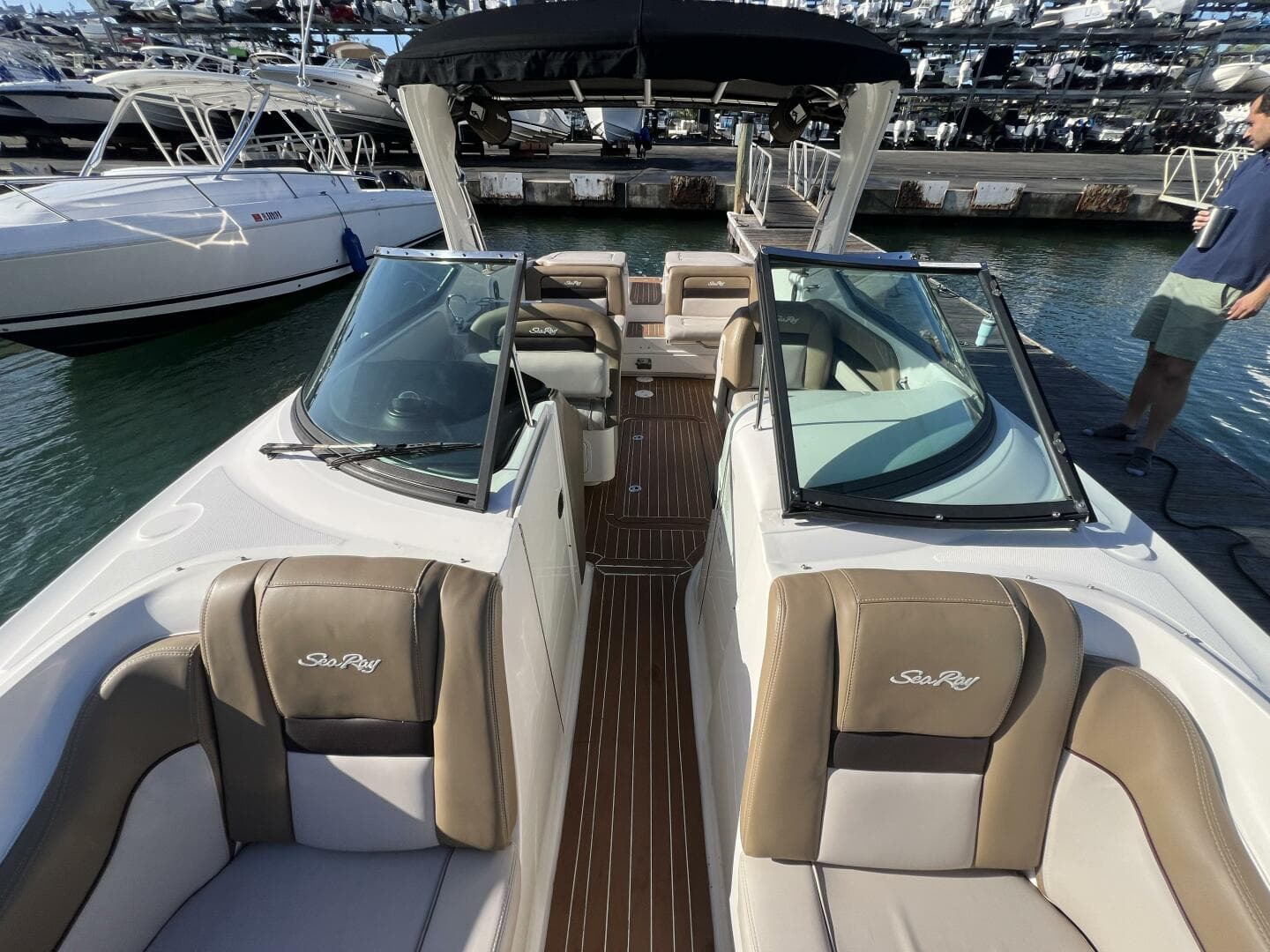 2012 Sea Ray 300 SLX