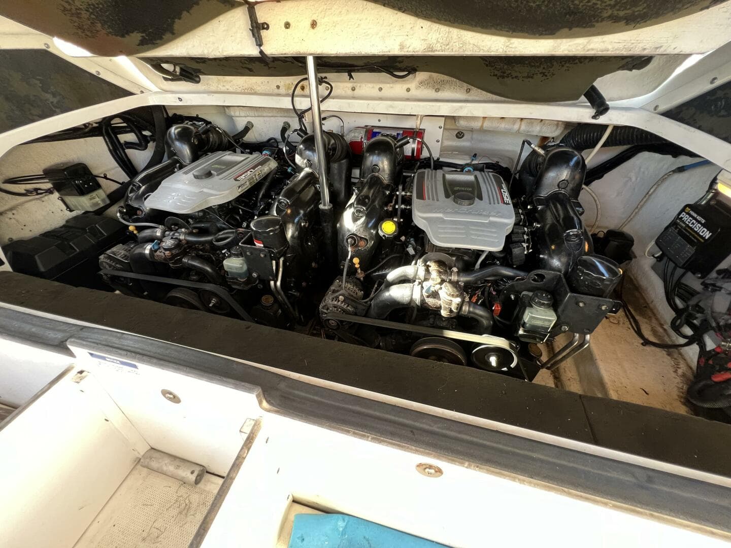 2012 Sea Ray 300 SLX