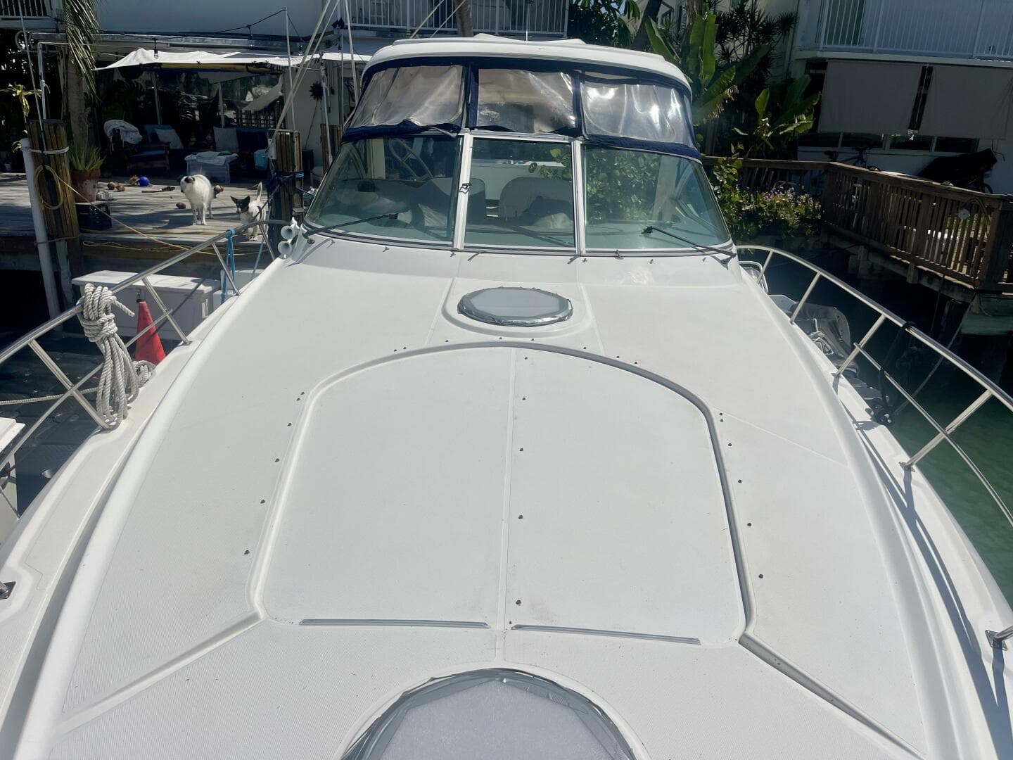 2006 Cruisers Yachts 420 Express