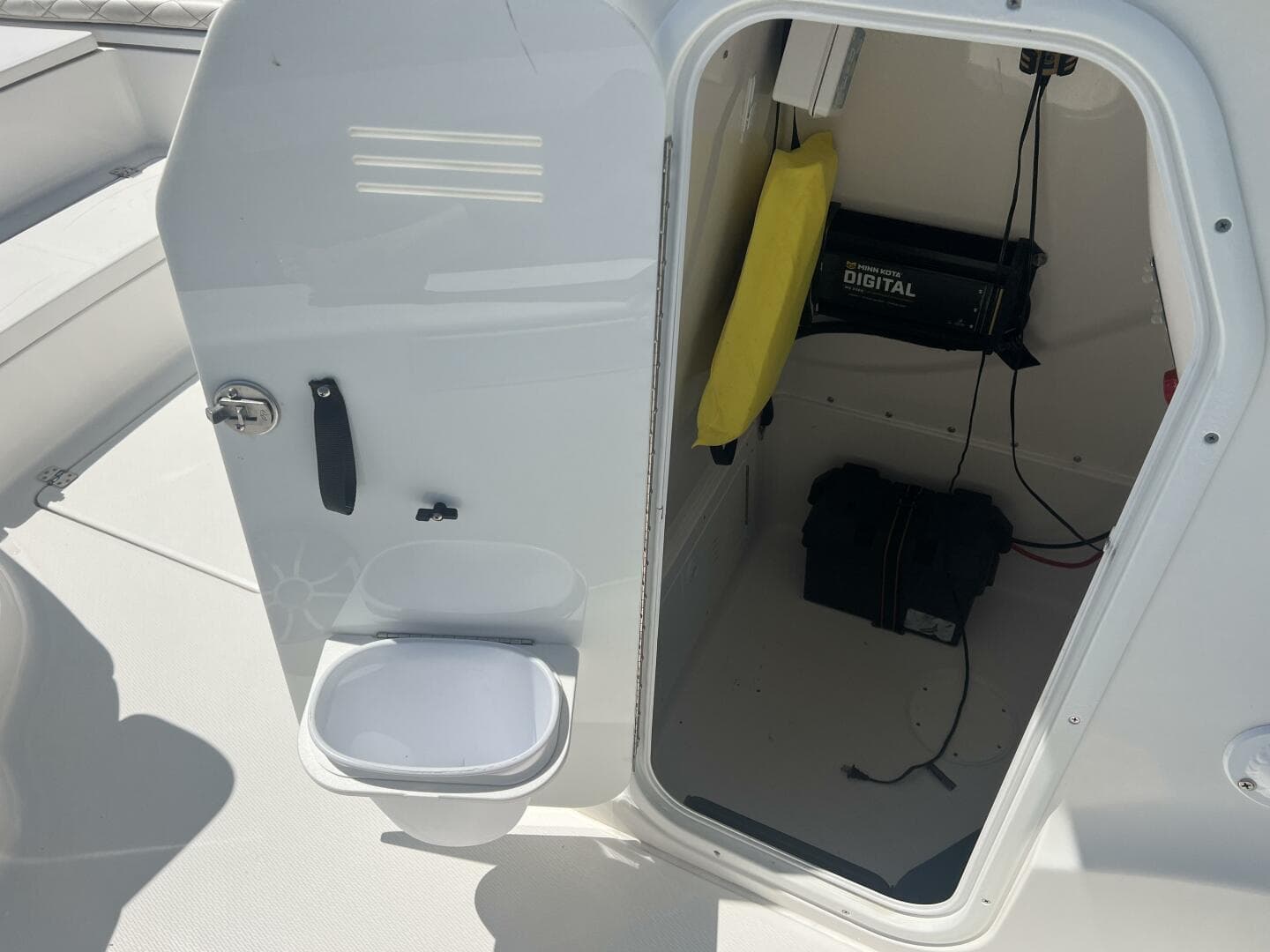 2019 Blue Wave 2800 Pure Hybrid