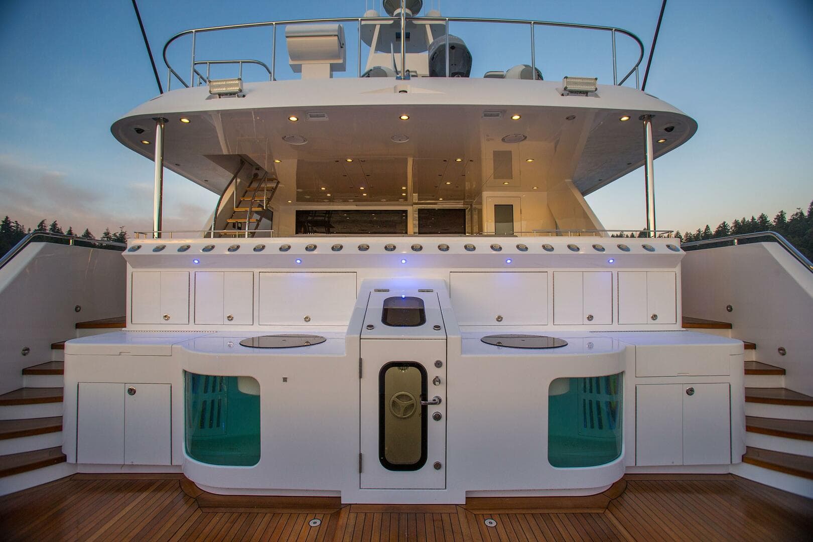 2019 115 Nordlund Expedition Yachtfisher 'Cazador' - Cockpit