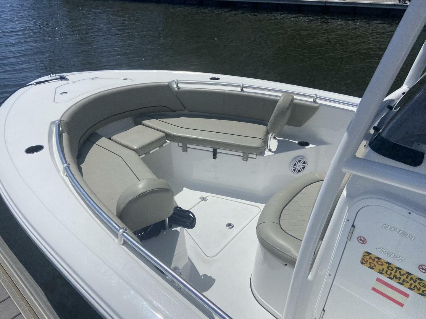 2022 Sportsman Open 232 Center Console