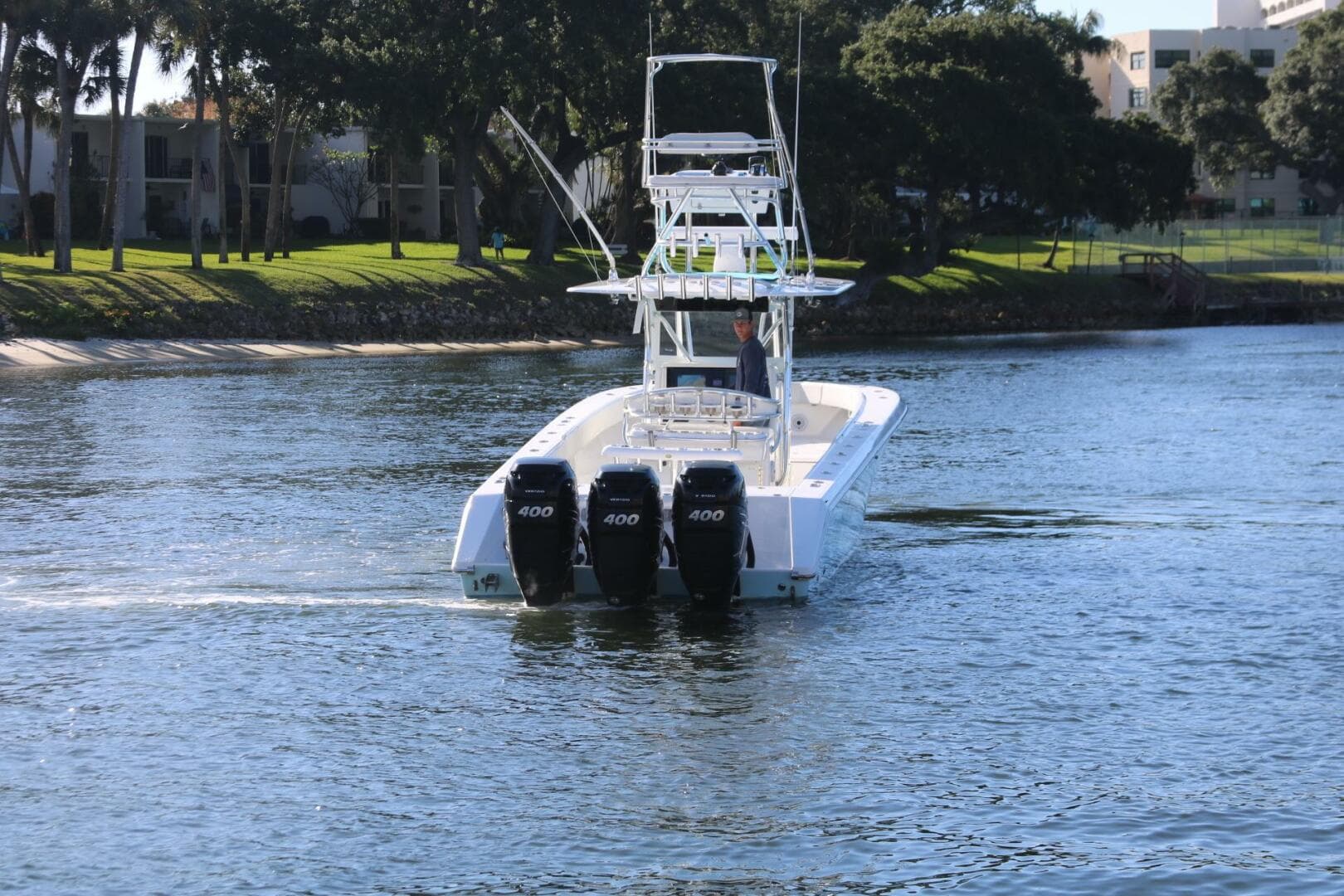 2008 Venture Center Console