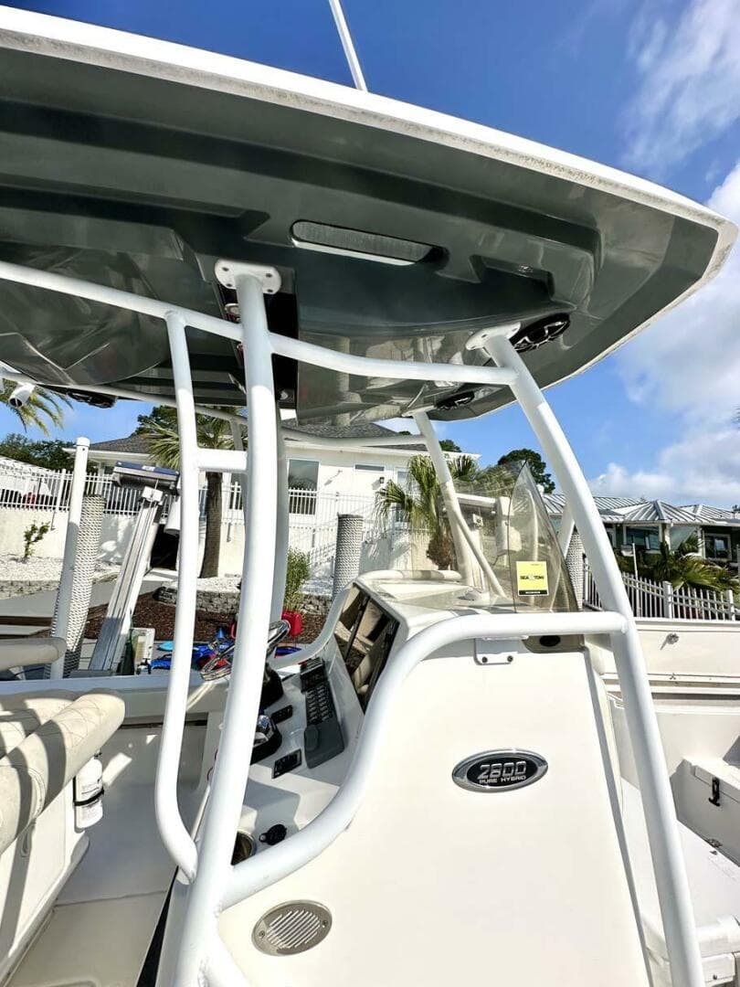 2020 Blue Wave 2800 Pure Hybrid