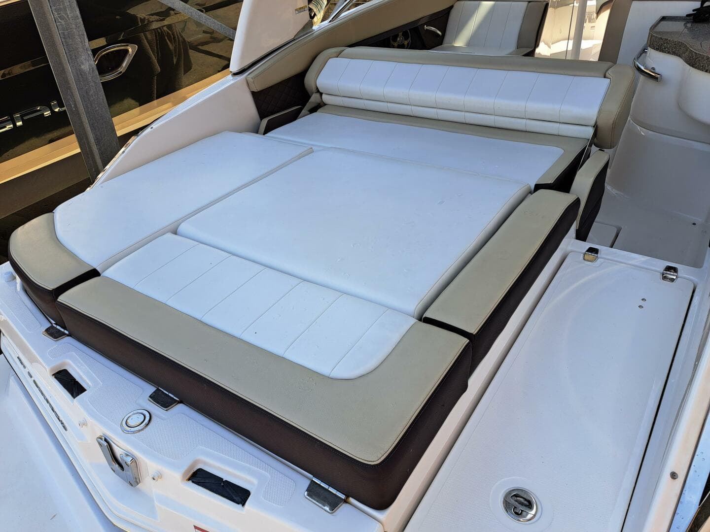 2014 Regal 2700 Bowrider