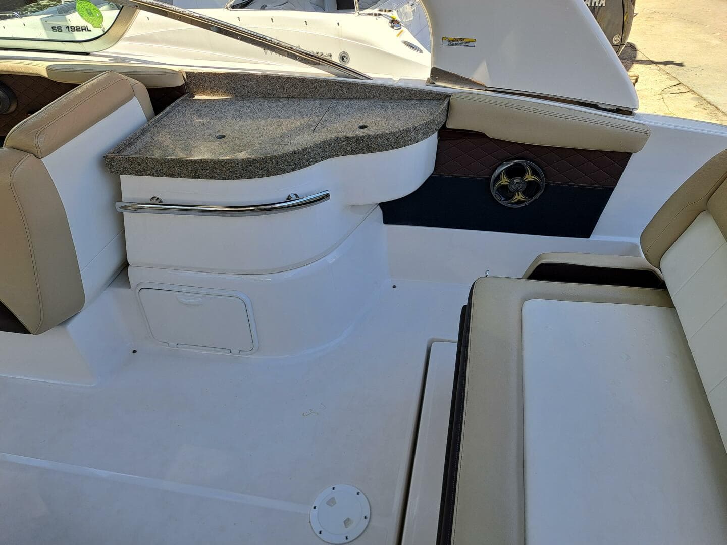 2014 Regal 2700 Bowrider