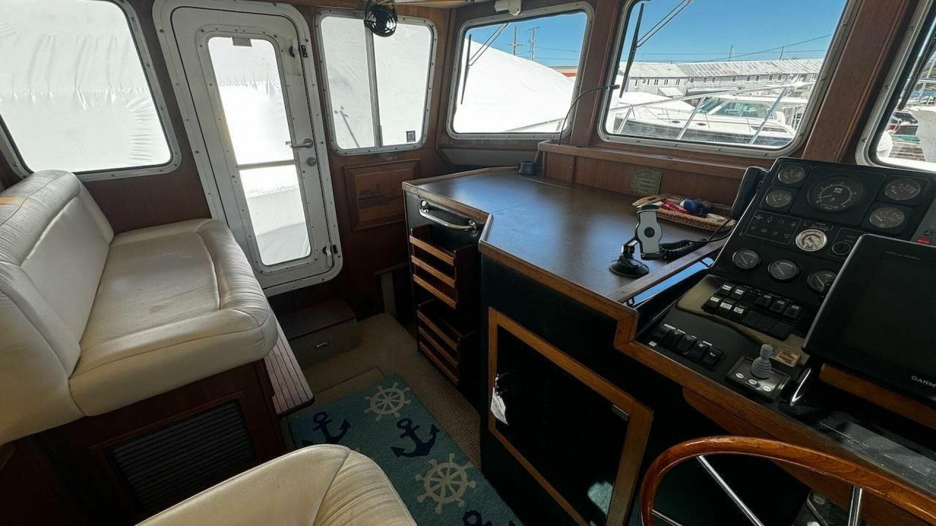 2001 American Tug 34