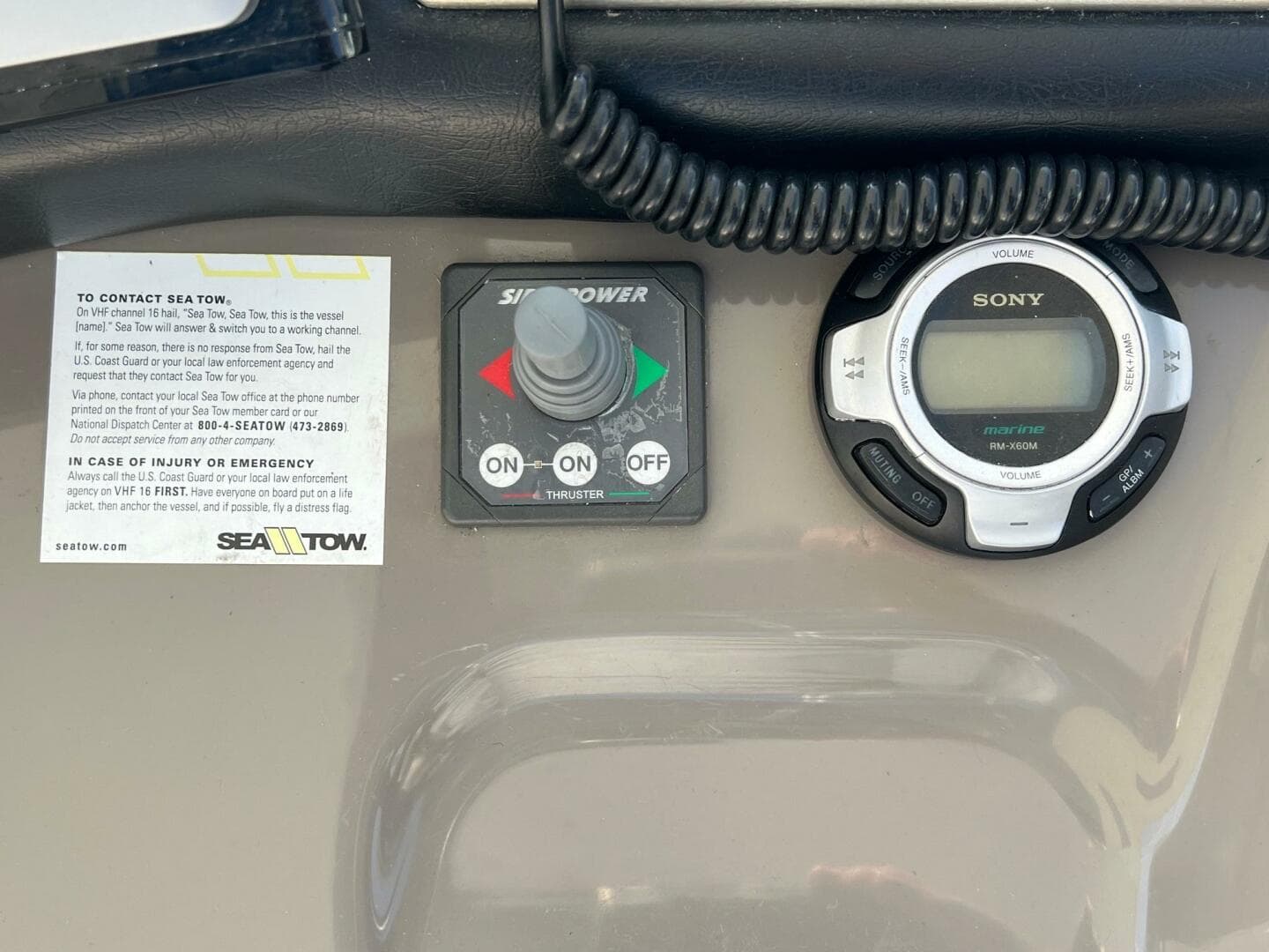 2011 Cruisers Yachts 415 MY