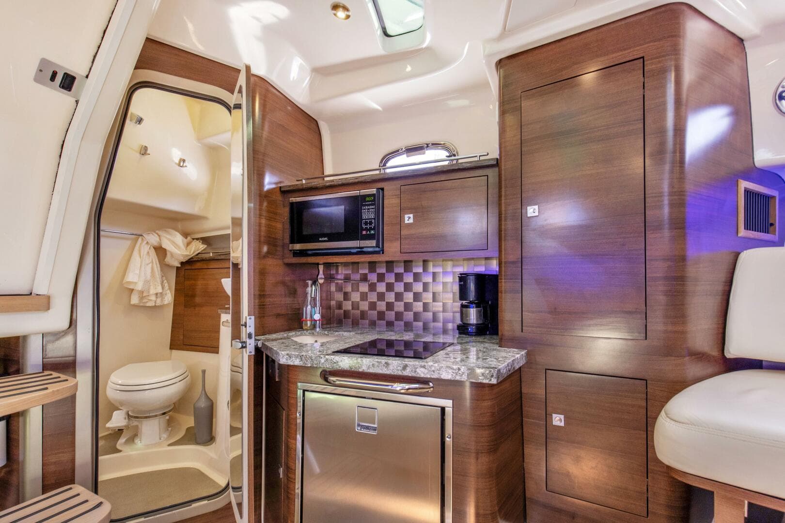 2019 Boston Whaler 345 Conquest Cabin 7