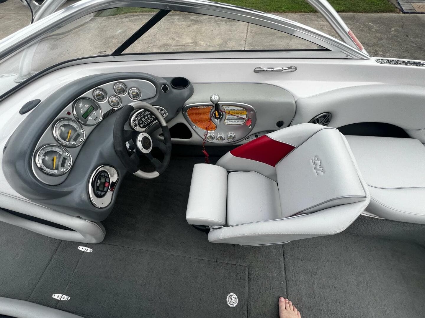 2005 Correct Craft Air Nautique 226