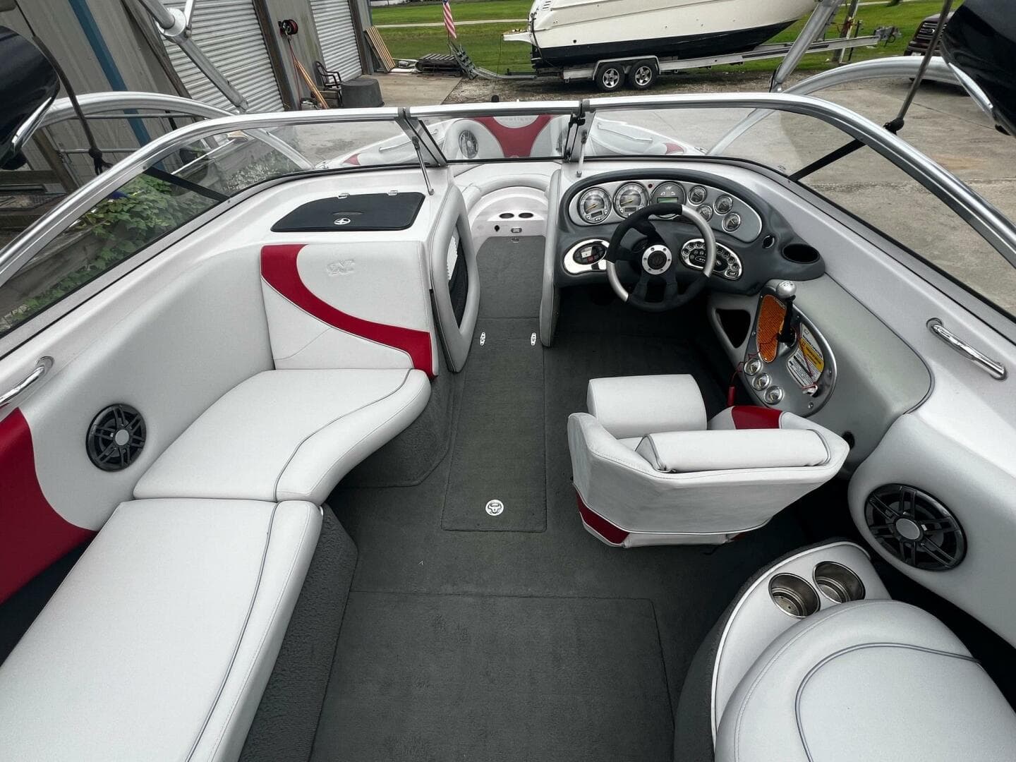2005 Correct Craft Air Nautique 226