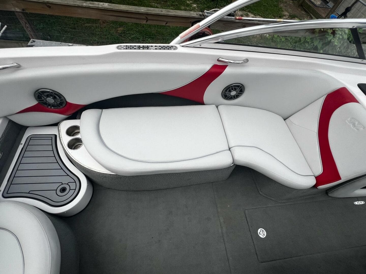 2005 Correct Craft Air Nautique 226