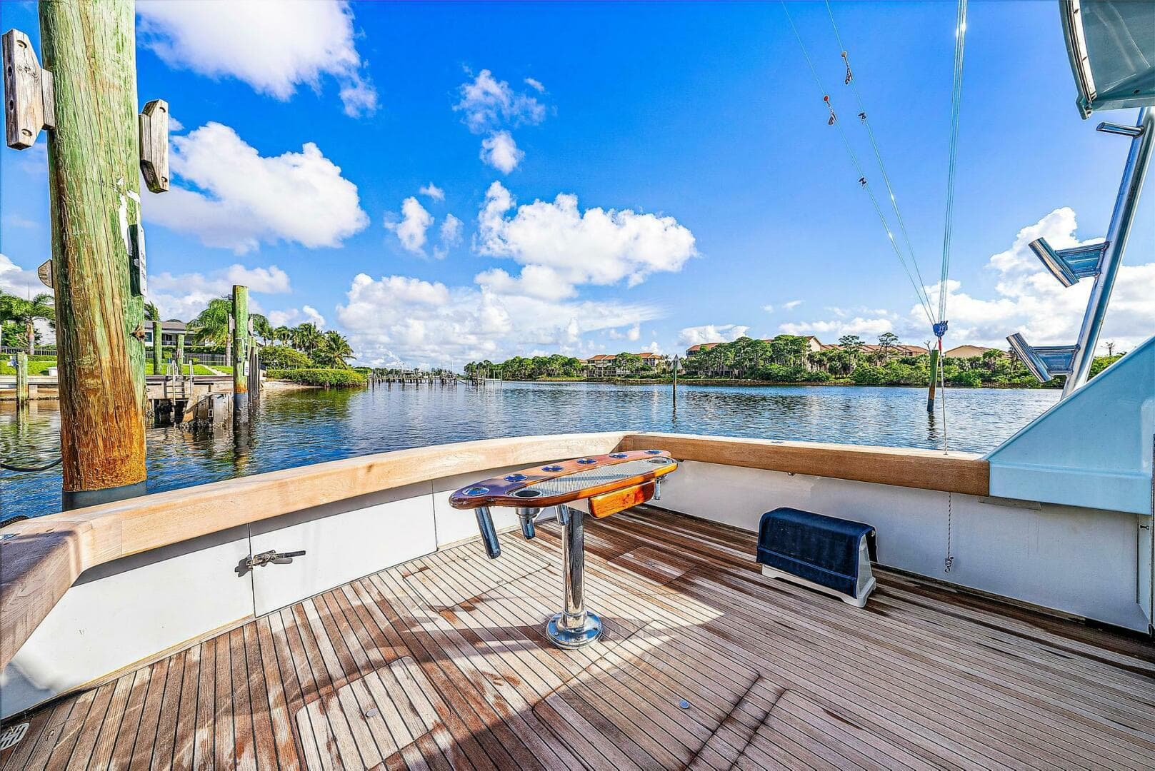 1990 Monterey Custom Sport Fish