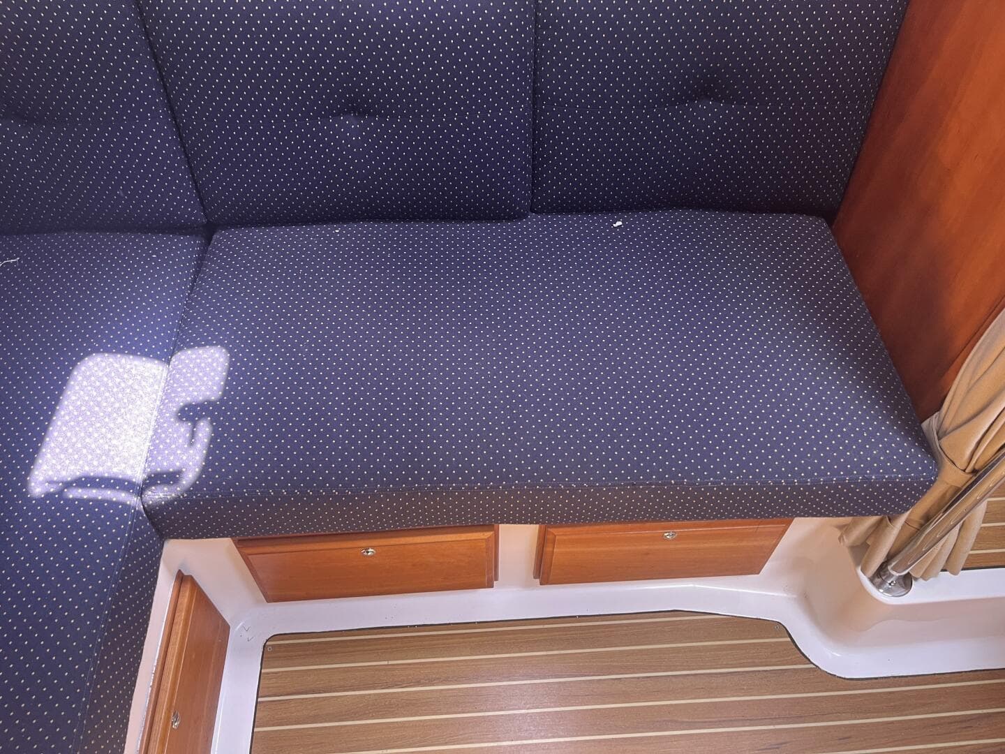 2013 Back Cove 34 - Settee