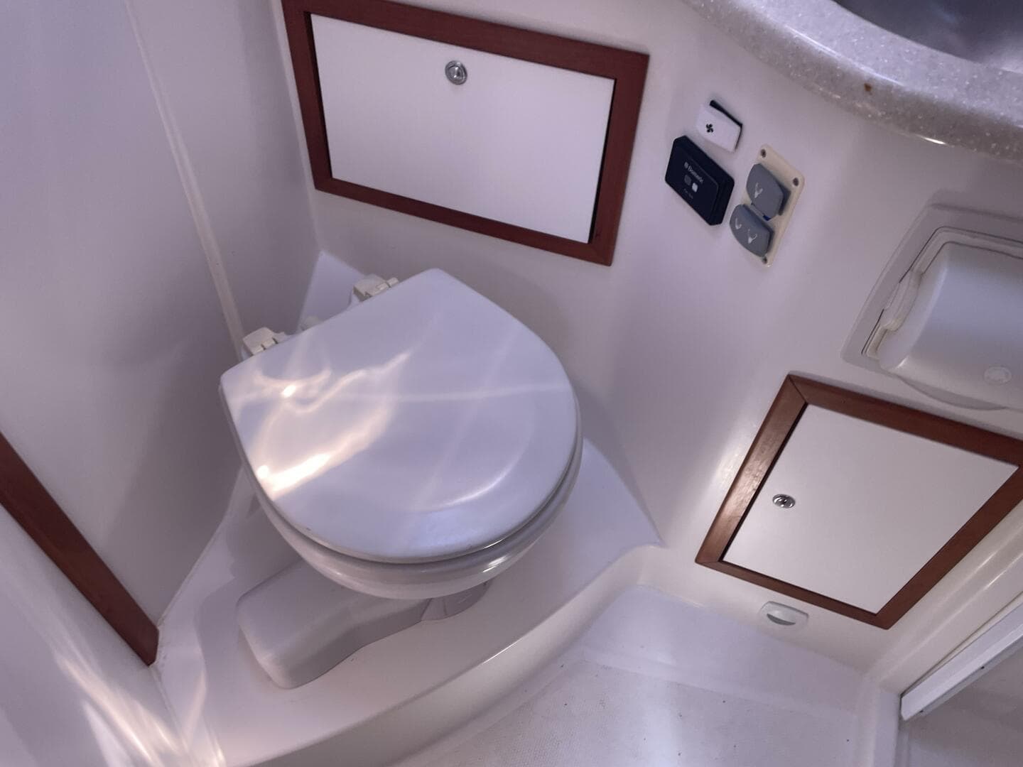 2013 Back Cove 34 - Head