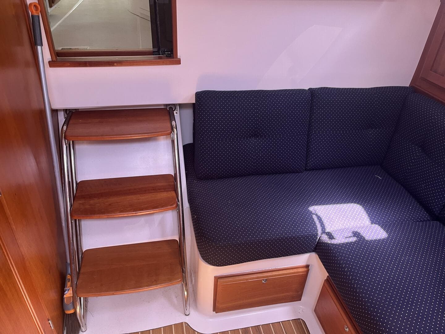 2013 Back Cove 34 - Companionway Steps