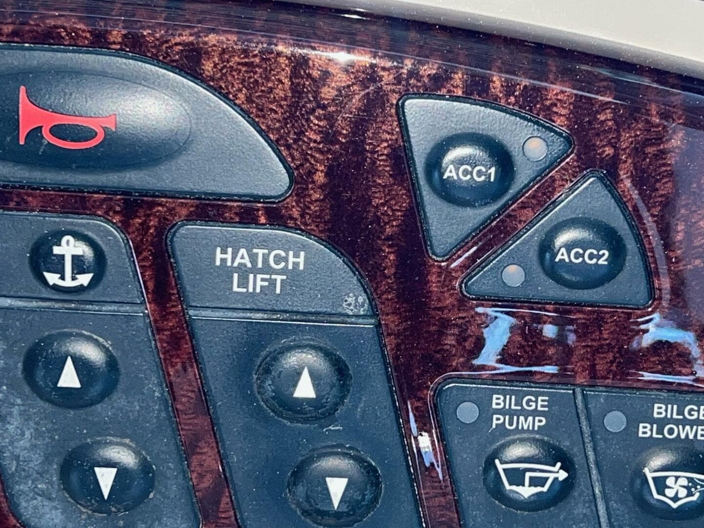 2008 Sea Ray 330 Sundancer