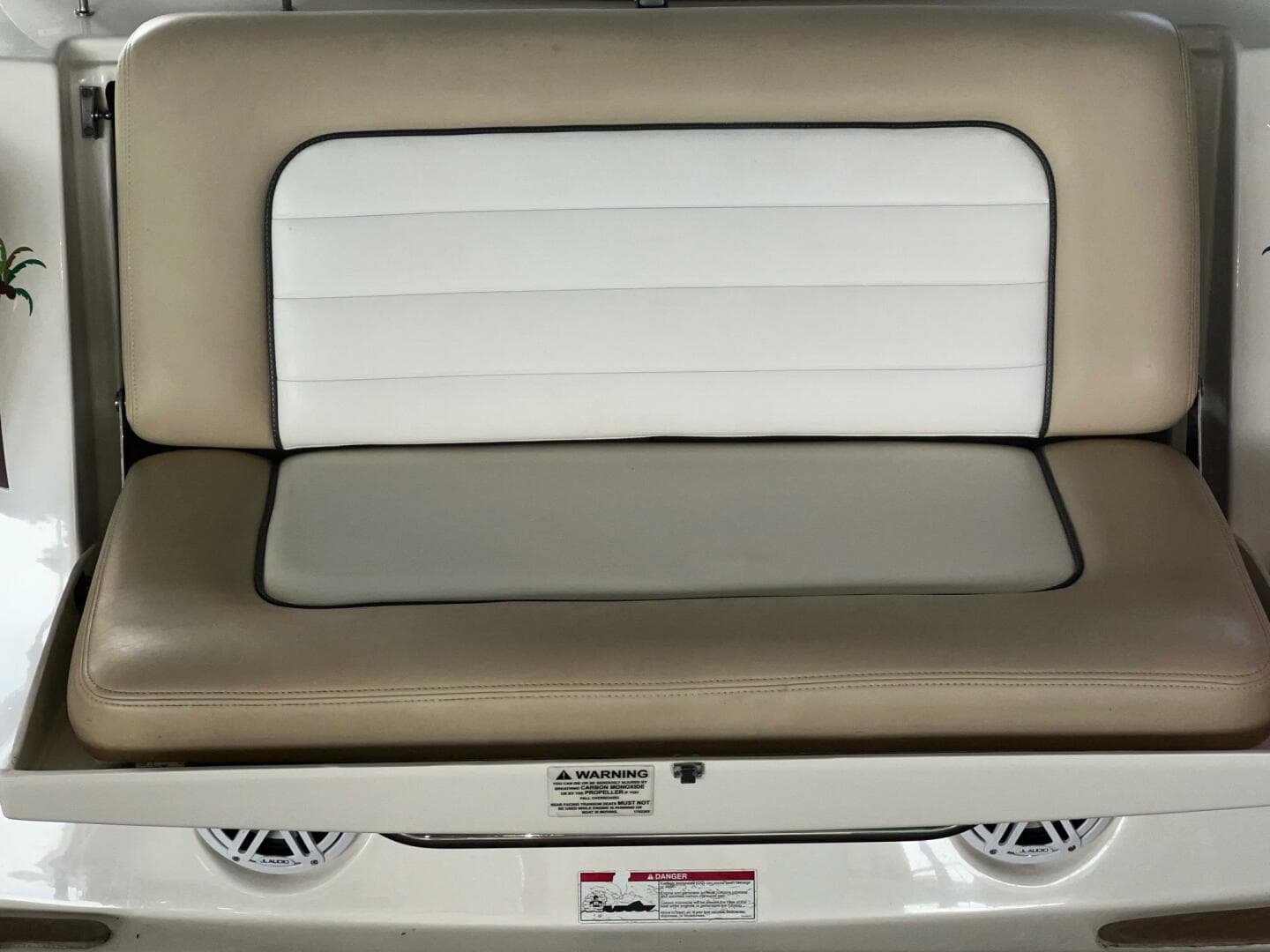 2008 Sea Ray 330 Sundancer