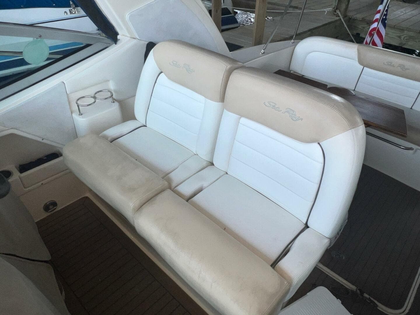 2008 Sea Ray 330 Sundancer
