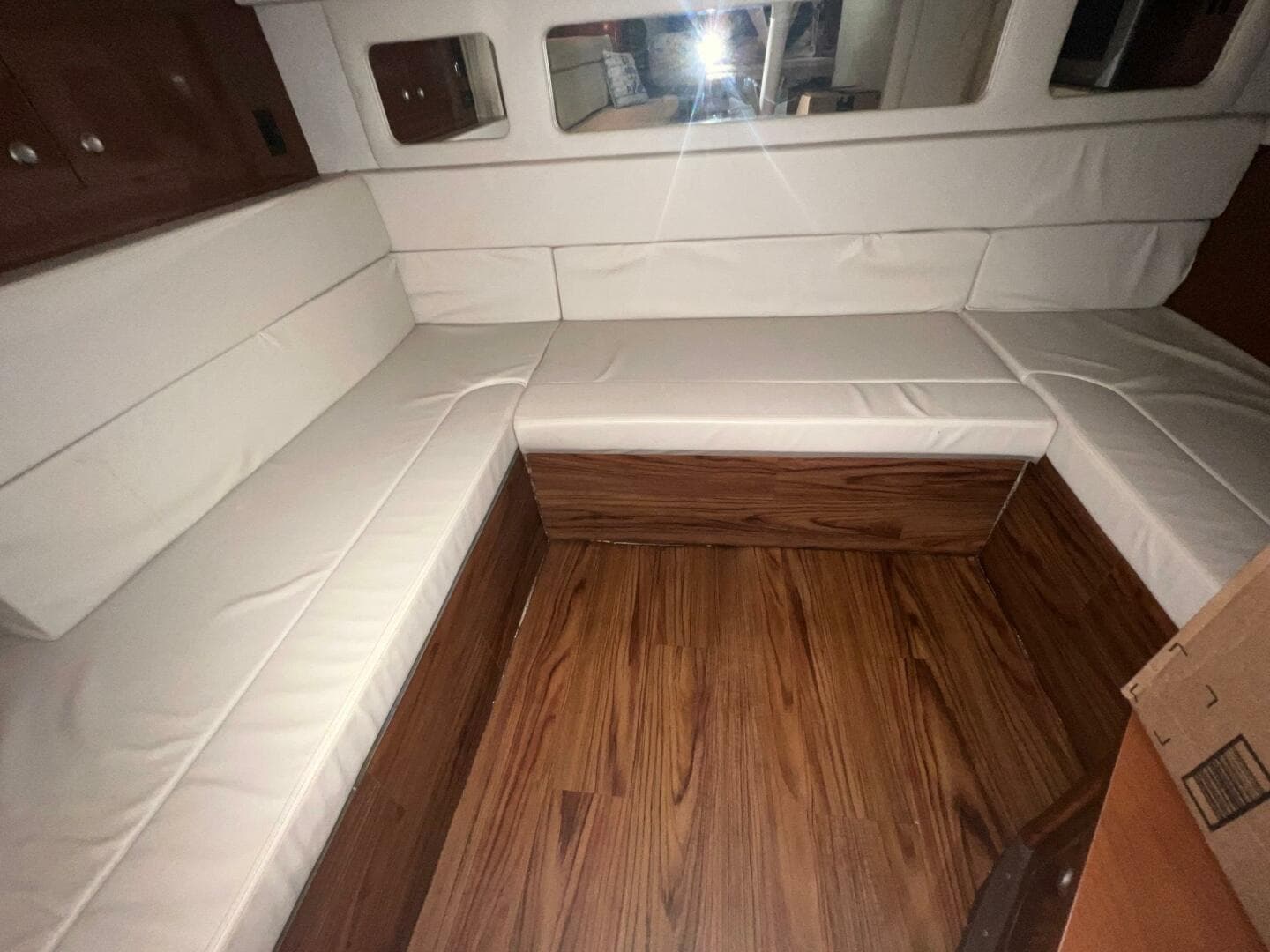 2008 Sea Ray 330 Sundancer